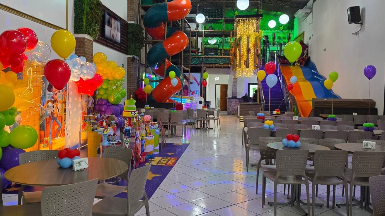 Salão da Tribo da Folia montado para a festa