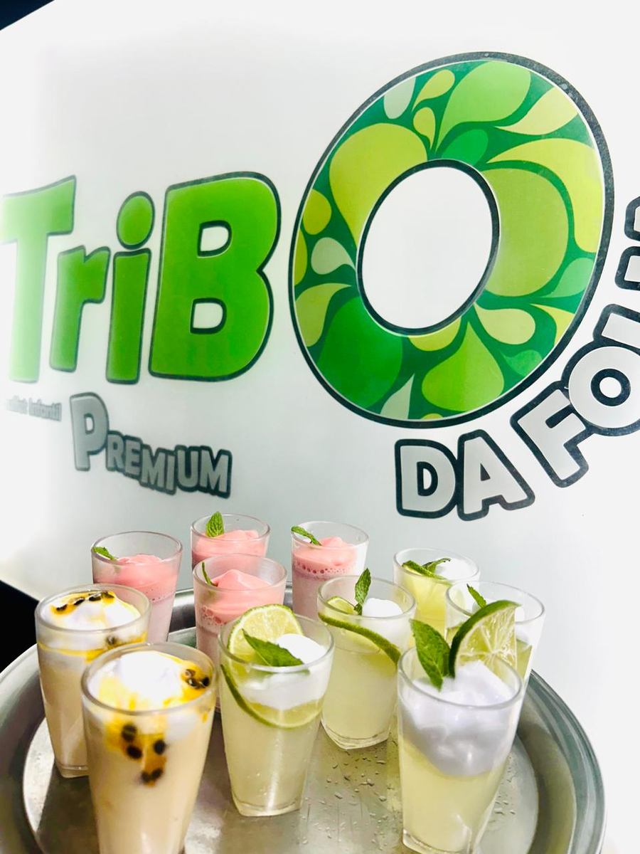 Mini-caipirinhas e batidinhas